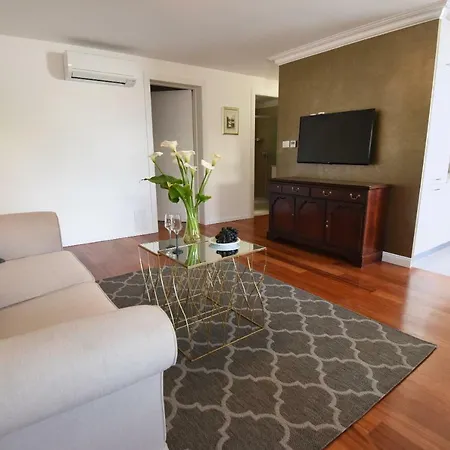 Niko 2 Apartment *