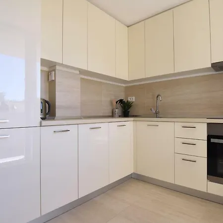 Niko 2 Apartment